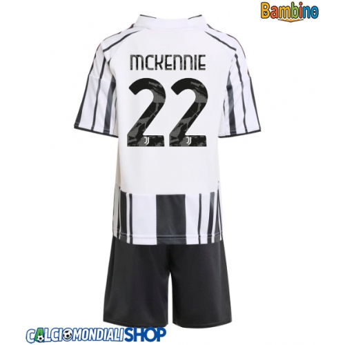 Maglie da calcio Juventus Weston McKennie #22 Prima Maglia Bambino 2025-26 Manica Corta + Pantaloni corti)